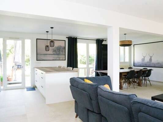 EXIGEHOME - Grand duplex de standing avec jardin 20 min Paris