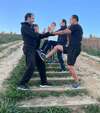 combattants en action utilisant techniques wing chun