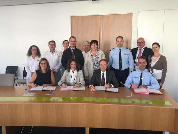 Signature du protocole d’accord hôpital-gendarmerie-justice à Pontivy