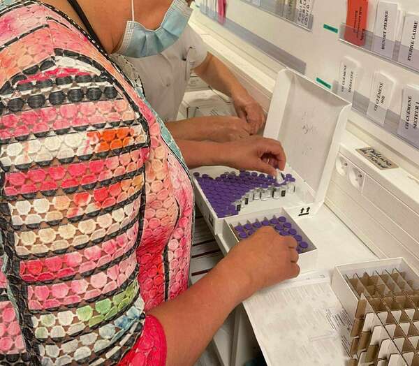 Voyage d'un flacon de vaccin