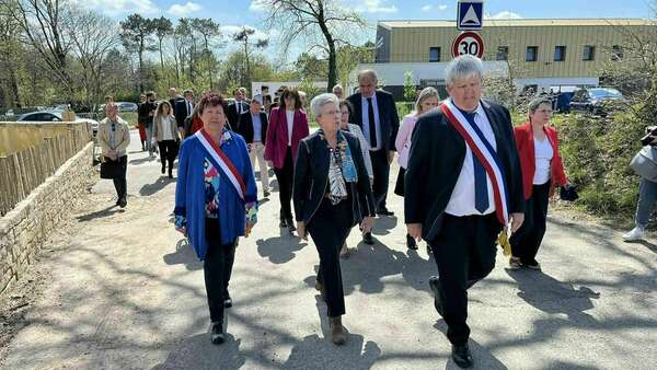 La ministre en charge du handicap en déplacement à Grand-Champ