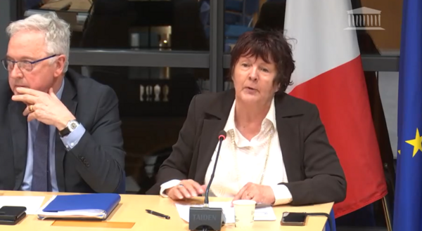 Décision du Conseil européen d’engager des négociations d’adhésion avec l’Ukraine et la Moldavie