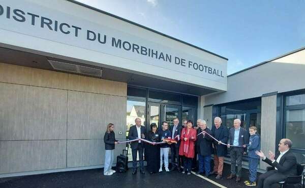  Inauguration district de foot 56 à Baud