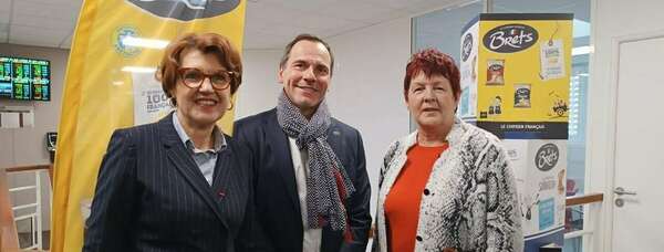 Minsitre Annie Genevard sur notre territoire