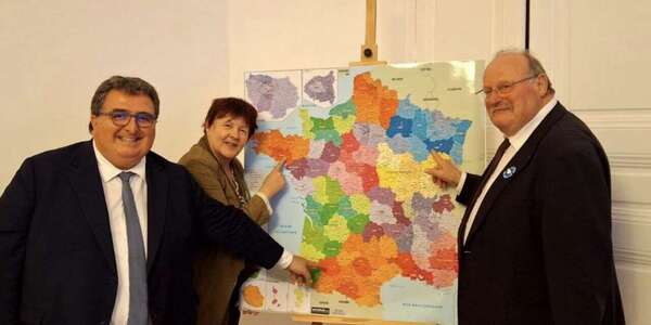 Rencontre avec le ministre délégué chargé  de la ruralité