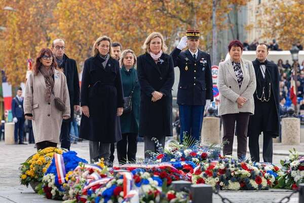 Cérémonie du 11 novembre à Paris
