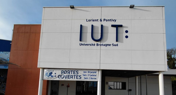 Échanges avec David MENIER, nouveau président de l'Université Bretagne Sud  et  portes ouvertes à l'IUT Pontivy