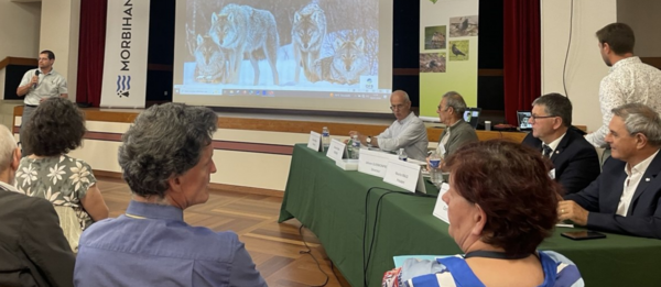 Conférence sur le loup - AG FDGDON à Saint-Allouestre