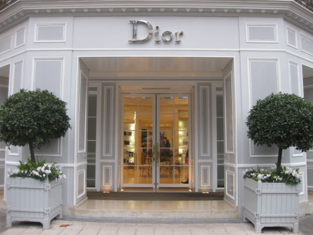 réparation facade-magasin-Hauts-de-Seine