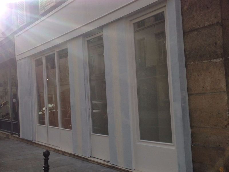 menuiserie-construction-de-facade-de-magasin-
