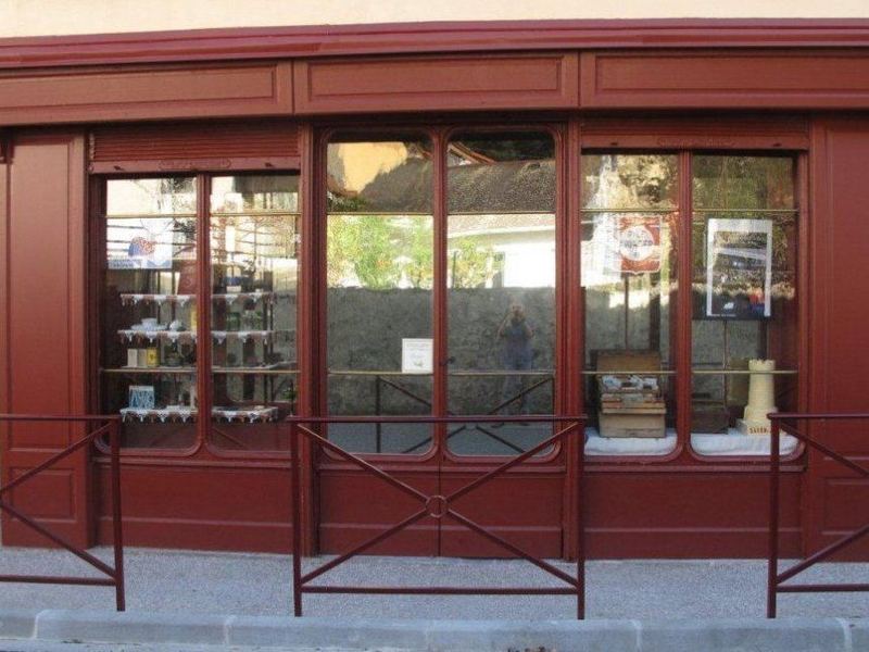 facade-magasin bois -Hauts-de-Seine
