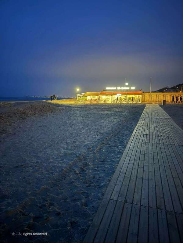 Art & Lifestyle Real Estate :  Captured in the moment.