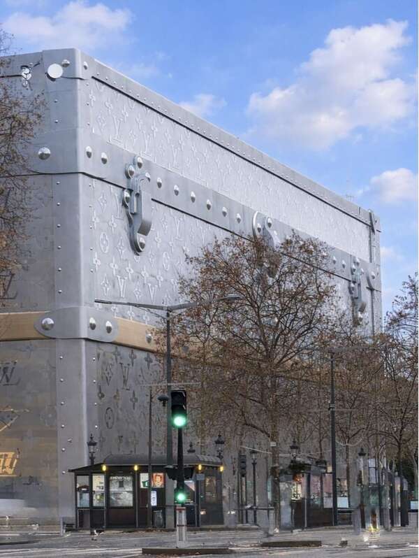 Market imbalance: strong demand, limited supply renewal