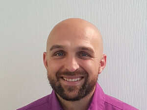 Stéphane assistant dentaire qualifié