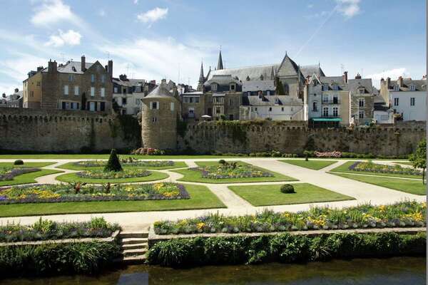 Cela se gâte pour les meublés touristiques