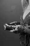 Femme consultante agenda téléphone pour cabinet horaires accès