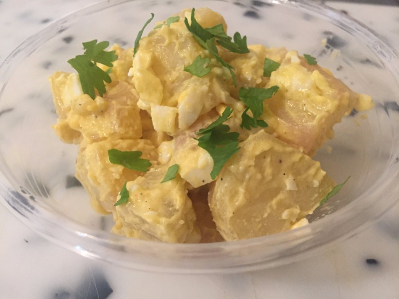 salade shabbat Pommes de terre- œuf/mayonnaise
traiteur buffet cacher 
