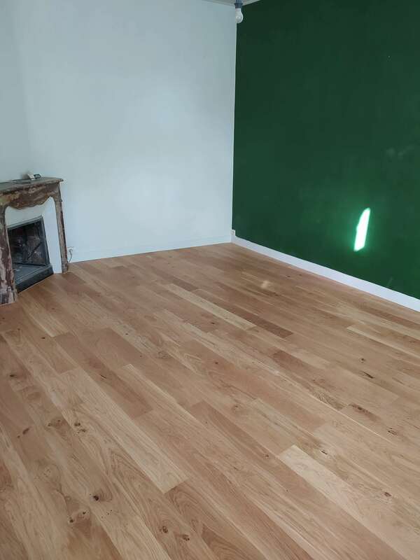 Pose de parquet chêne contrecollé à Chalonnes sur Loire (49290)