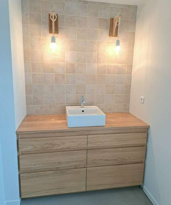 Meuble de salle de bain à Mozé sur Louet (49610)