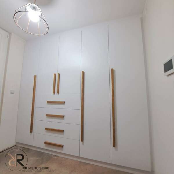 Agencement sur mesure dans une entrée à Mozé sur Louet (49610)