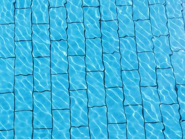 CONSTRUCTION - Piscine et responsabilité décennale