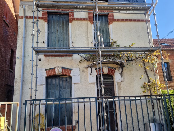 image_2025-10-01_230824414