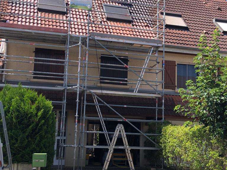 1d917032-41f1-41c4-8570-3e22463d8eb4