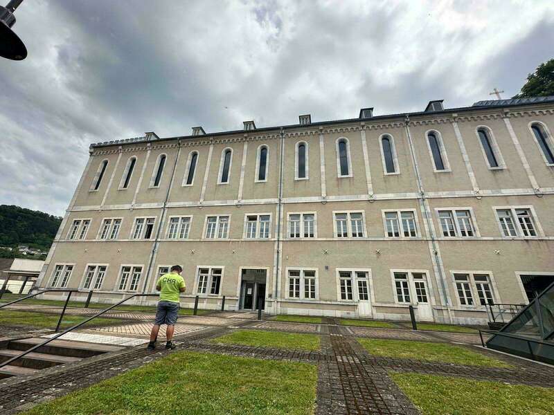 26310df5-0424-4464-ba05-ed190c60a2df