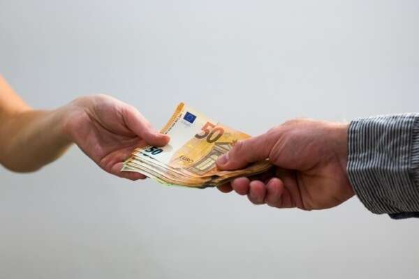 Réduction d’impôt pour don : attention à la contrepartie
