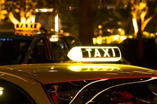 Taxis et VTC : précisions sur la réservation