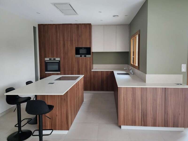 resized_20250924_092114_1758698764209