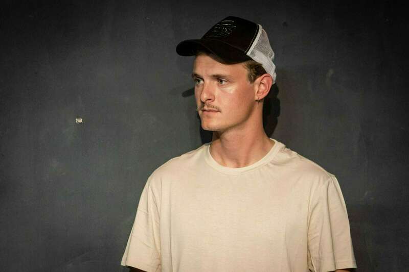 100000378920250317-3545567-l89iev