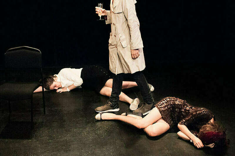 100000373620250317-3548264-1g35zei