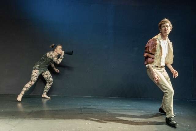 100000380220250317-3568691-1k4lpe7