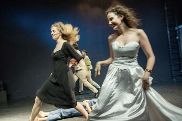 100000380720250317-3568691-1fmz14w