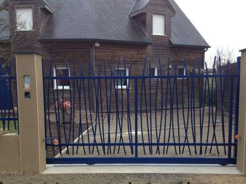 Portail coulissant aléatoire 