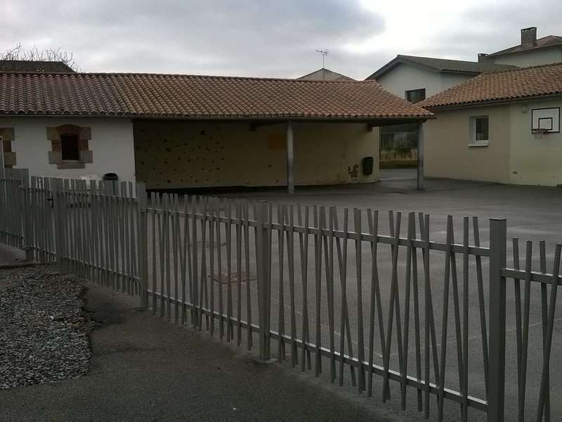 Clôtures disposées aléatoirement 