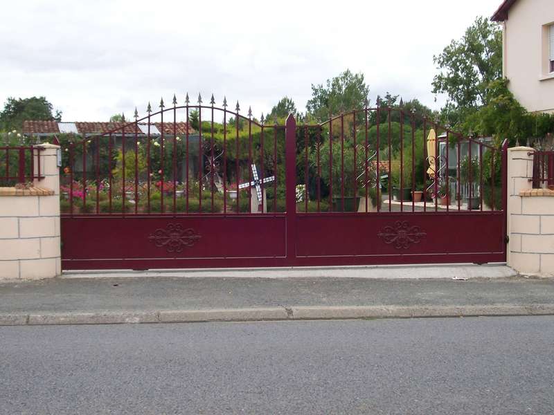 Portail coulissant tôlés + Barreaudés