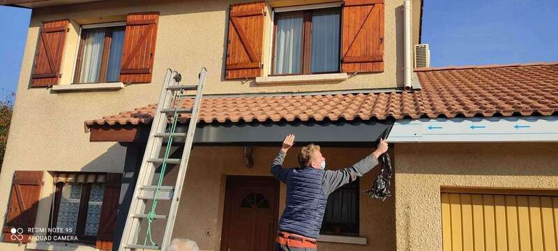 2e5d271d-c7bb-4722-8e71-099db473529120251029-1444439-6dlydk