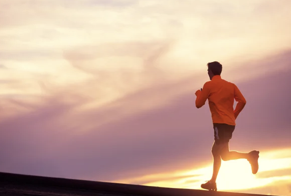 Ostéopathie et course à pied : préparation, performance et récupération du coureur