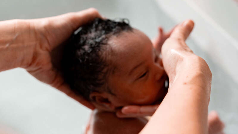 Thérapeutique bain bébé