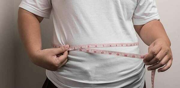 Santé mondiale : plus d’un adulte sur deux dans le monde sera en surpoids ou obèse alerte The Lancet