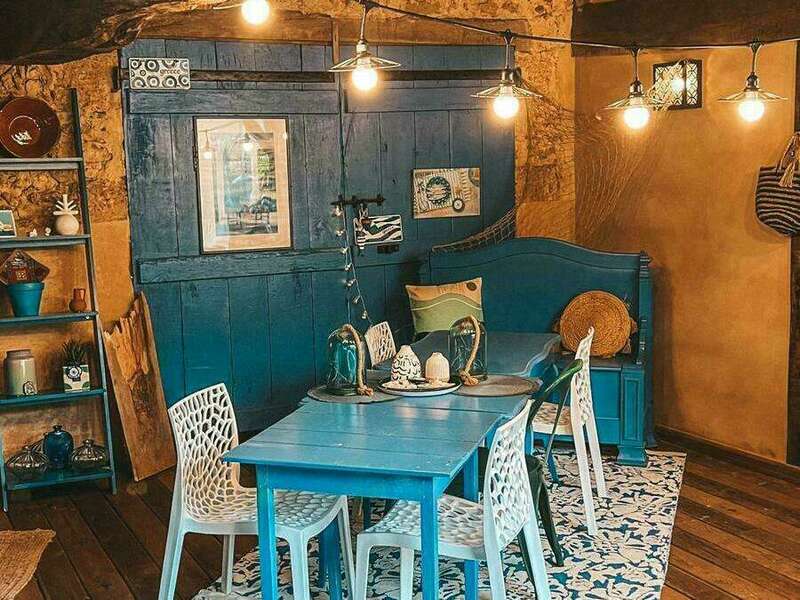 933ebcb6-e180-4bf6-84ce-a121622a497e-1