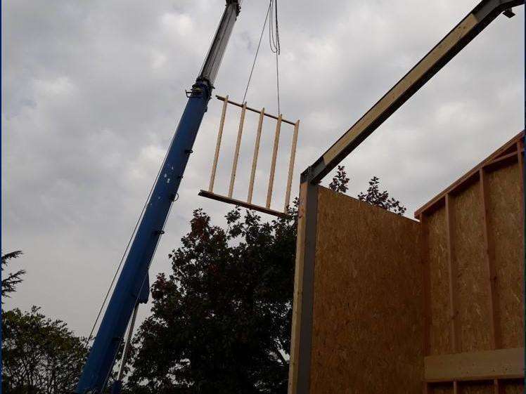 42174139_692526764457276_7574623444420001792_n