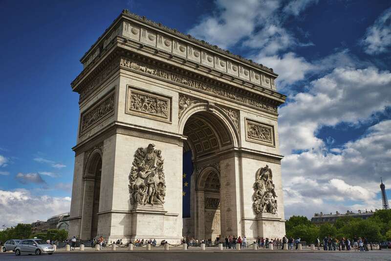 arc-de-triomphe-5432392