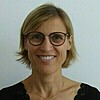 Docteur Laetitia JOUANNIC, chirurgien-dentiste qualifiée en orthopédie dento-faciale