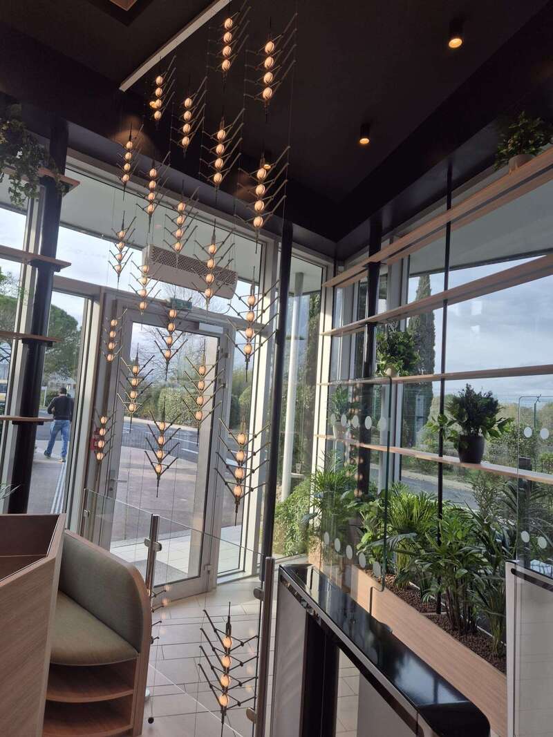 a0895f84-056b-4dae-a811-4bd52eb47674