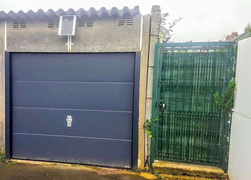 porte_sectionnelle_motorisation_solaire