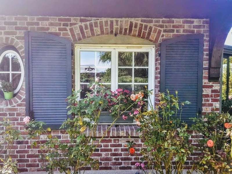 volet_battant_pvc_vert_cintre