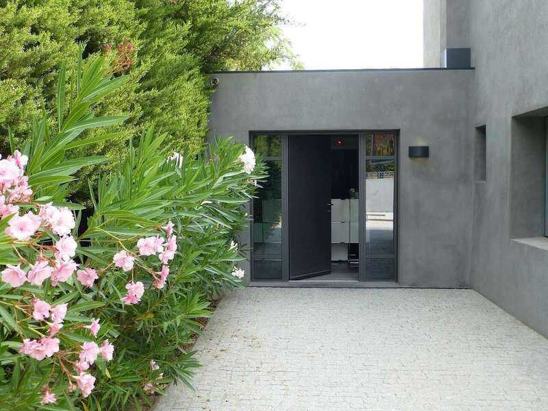 fiwmlqjepq_160406776020240524-2561749-1ajkikg